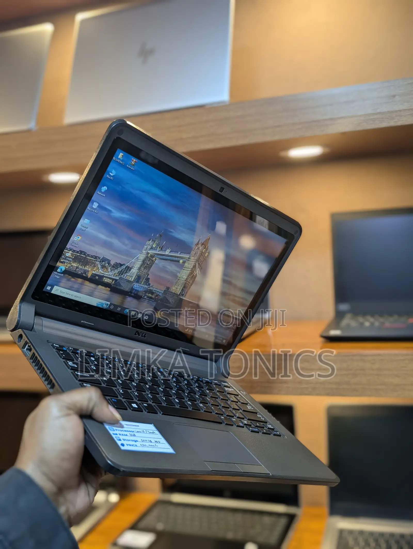 New Laptop Dell Latitude 3350 8GB Intel Core i3 HDD 500GB