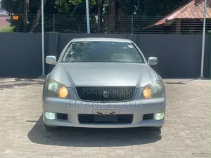 Toyota Crown 2004 Silver