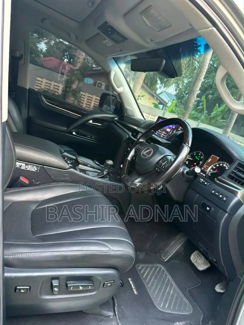 Lexus LX 450d AWD 2021 Gray