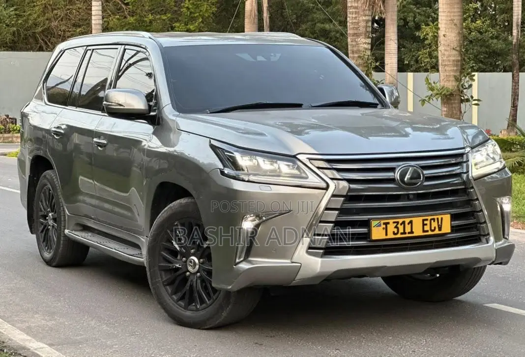 Lexus LX 450d AWD 2021 Gray