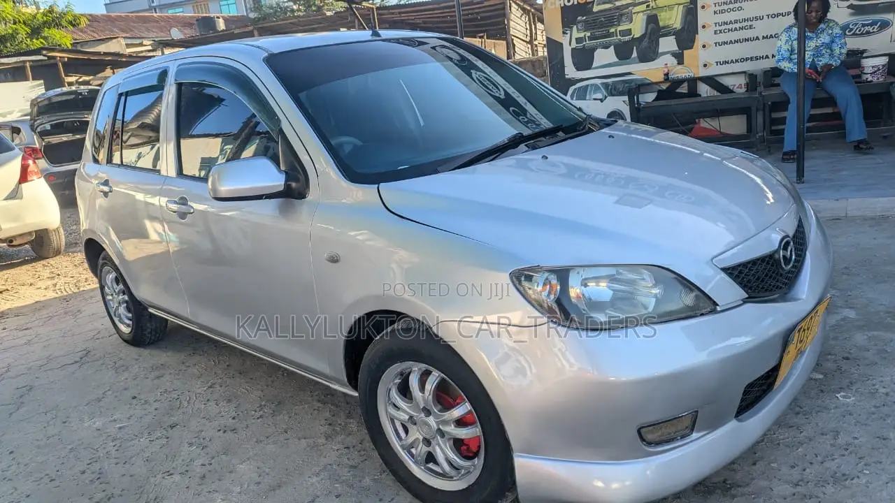 Mazda Demio 2009 Silver