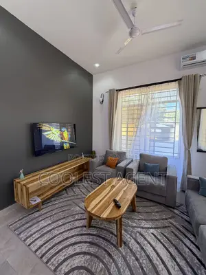 Furnished 1bdrm Apartment in Coolest Estate, Oyster Bay for rent