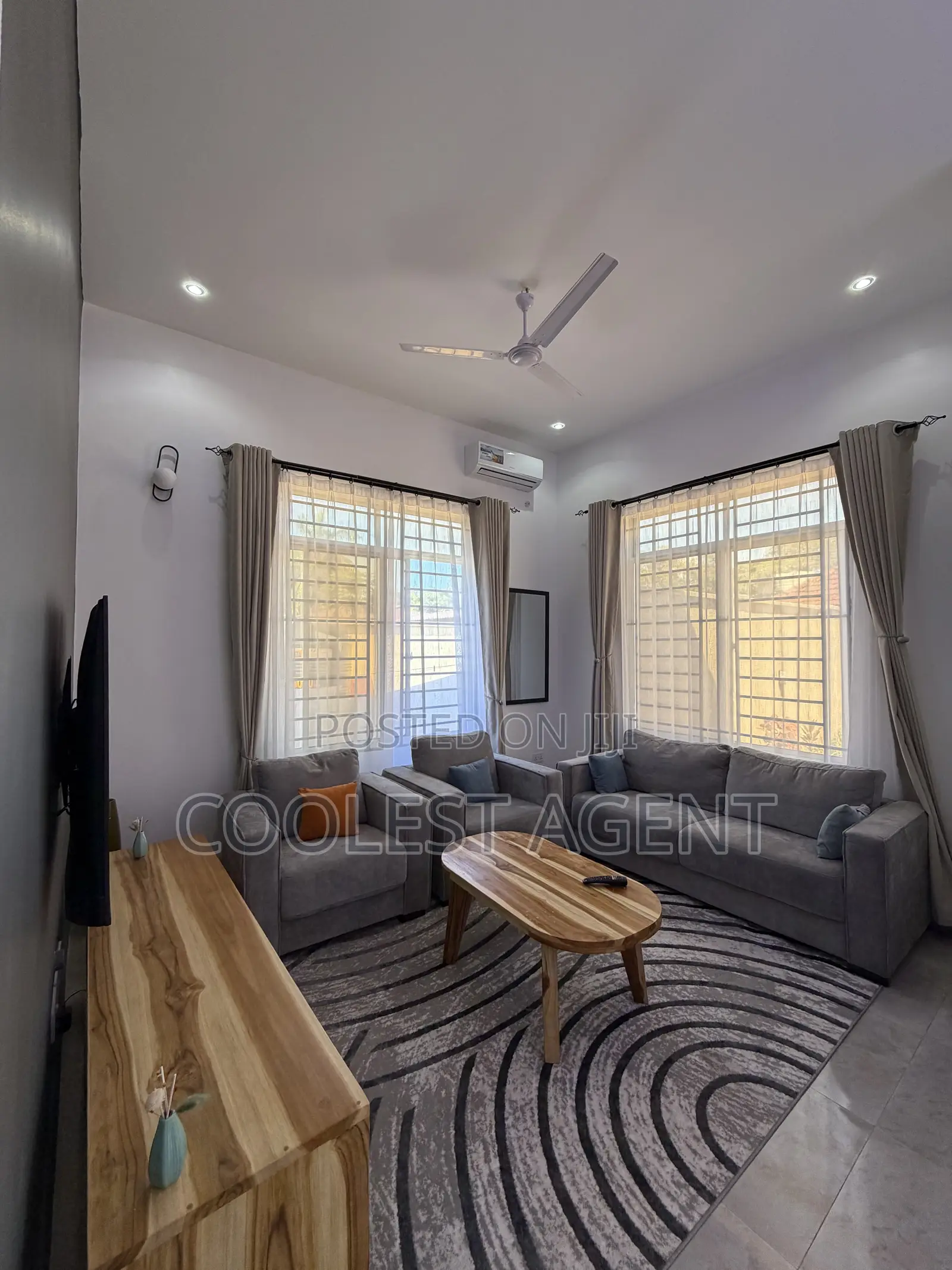 Furnished 1bdrm Apartment in Coolest Estate, Oyster Bay for rent