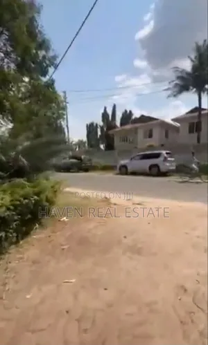 Plot for Sale at Oyster Bay