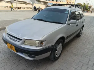 Toyota Sprinter 2000 Silver