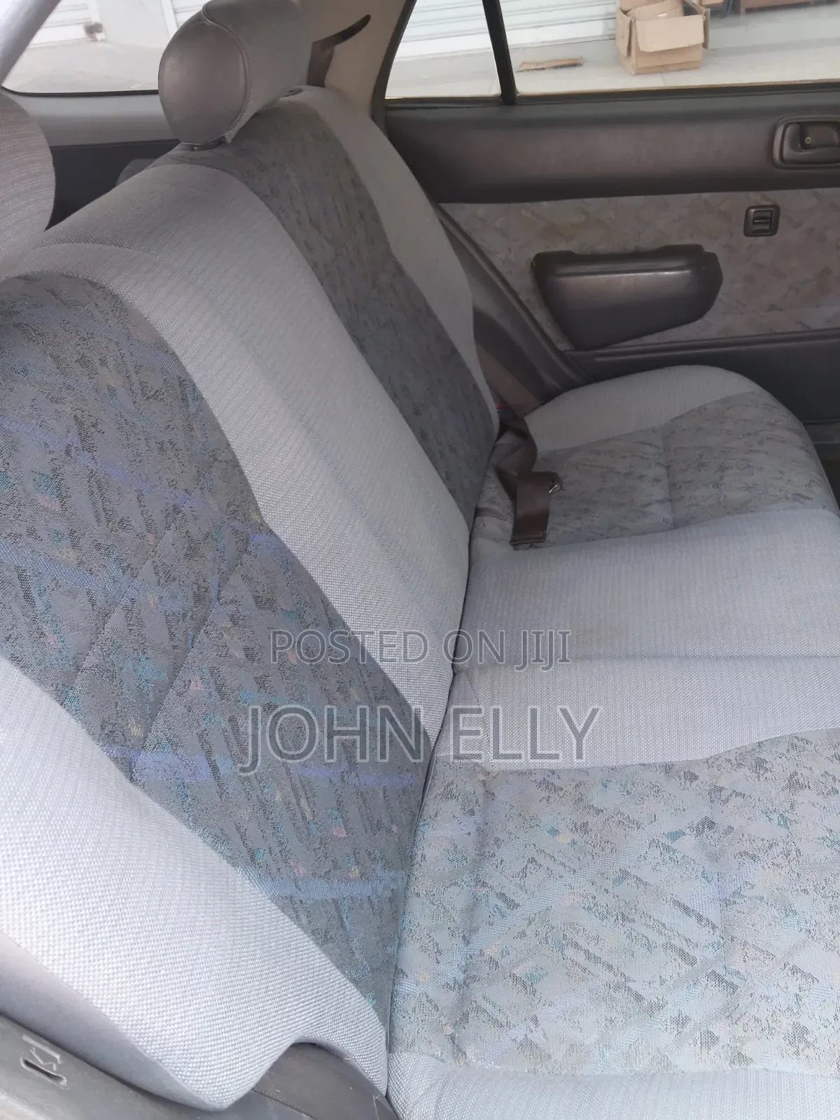 Toyota Sprinter 2000 Silver