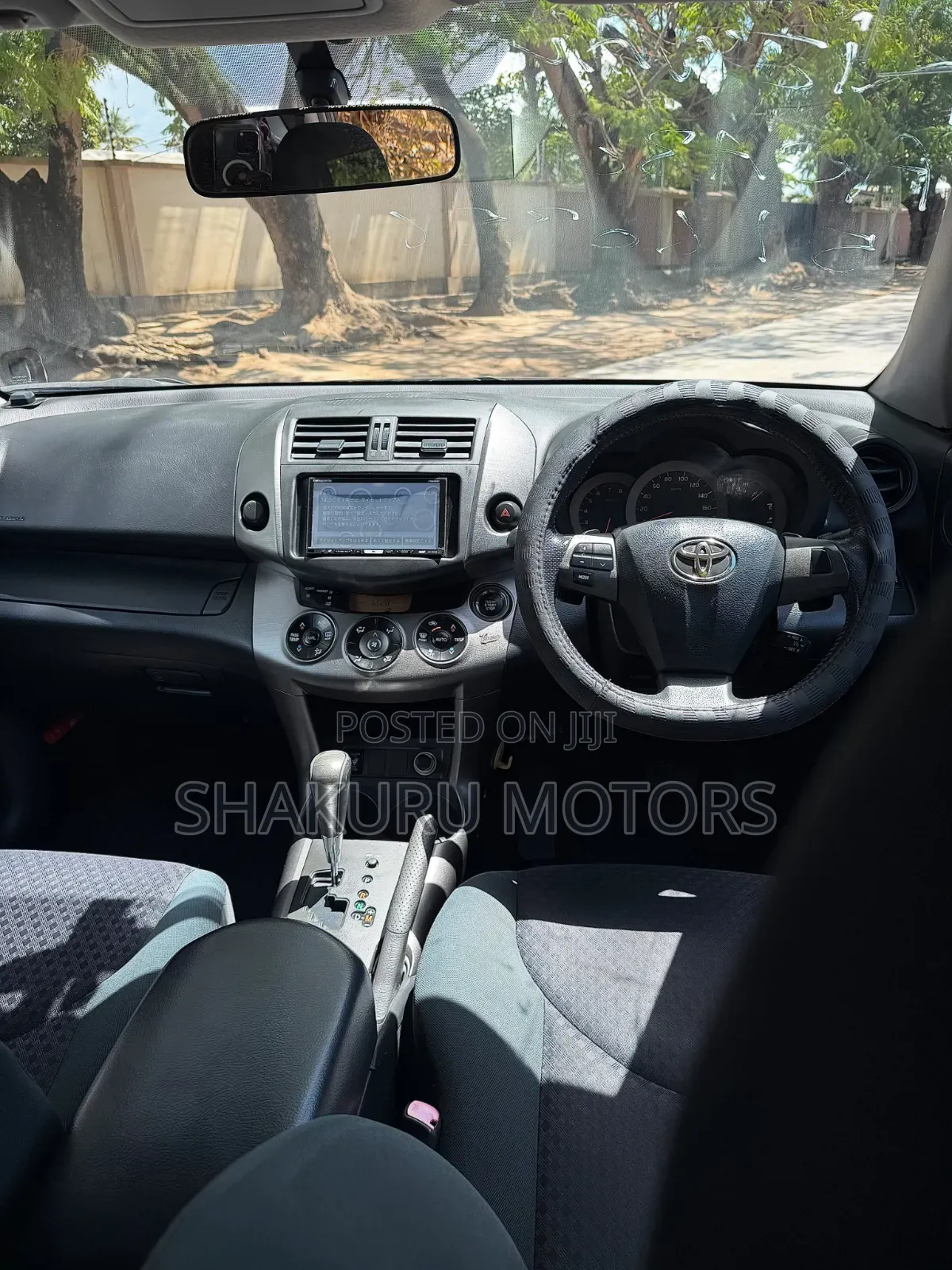 Toyota Vanguard 2010 Black