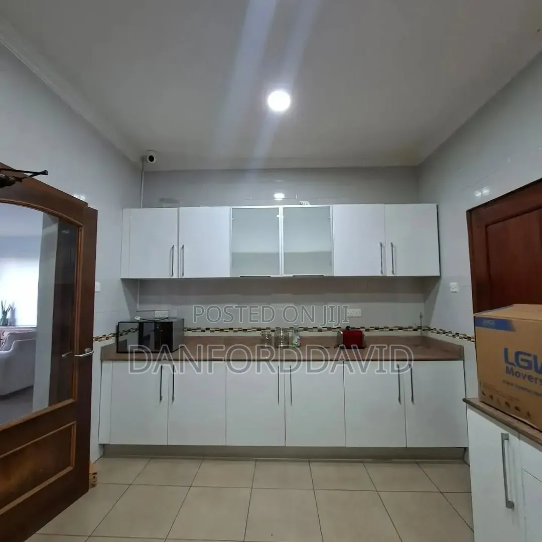 Furnished 3bdrm Apartment in Kahwa Real Estate, Mikocheni for rent