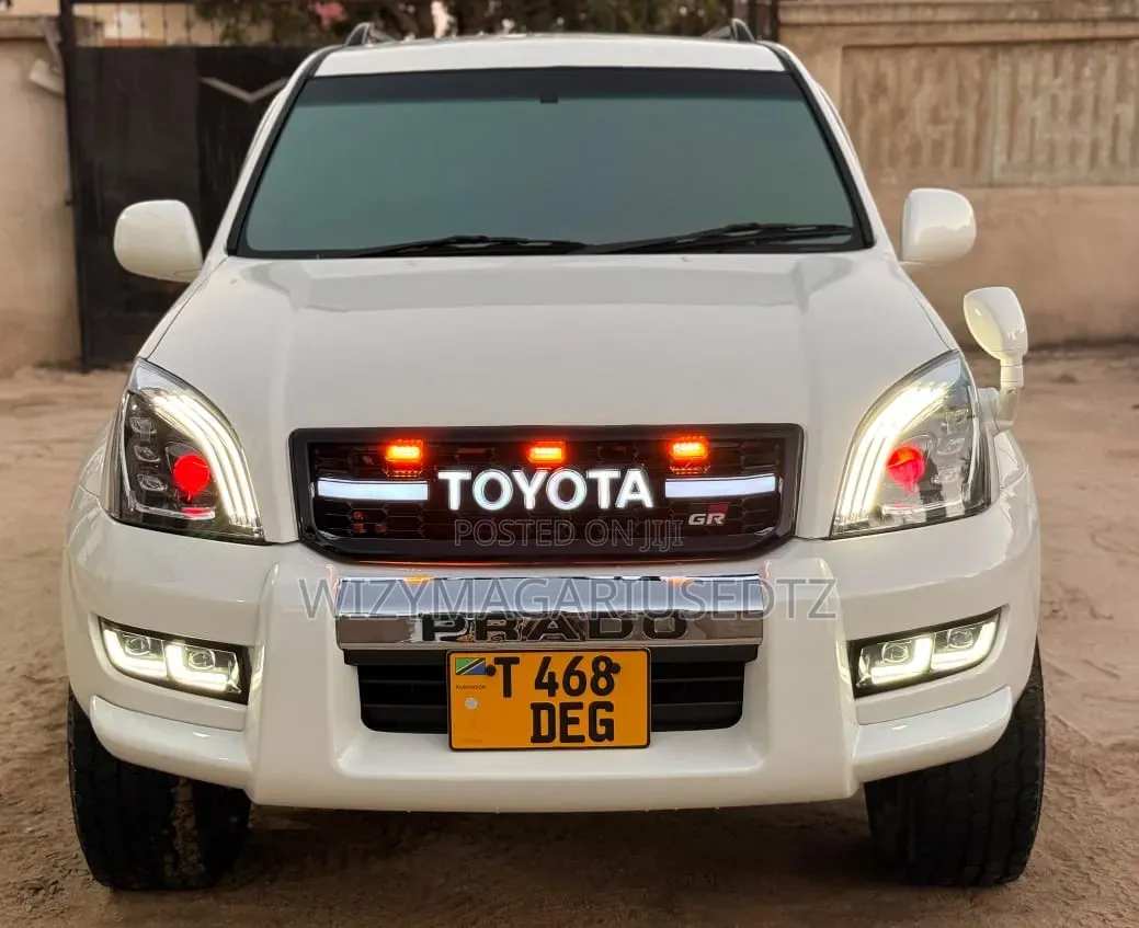 Toyota Land Cruiser Prado 2005 White