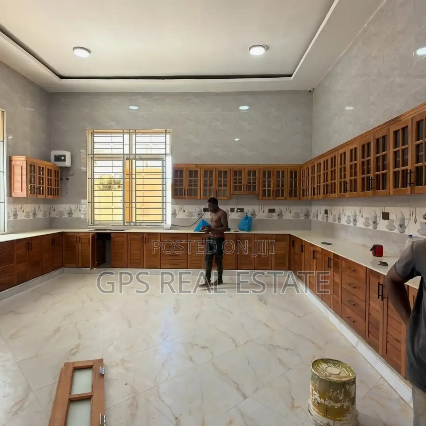 8bdrm House in Goba Center, Kinondoni for sale