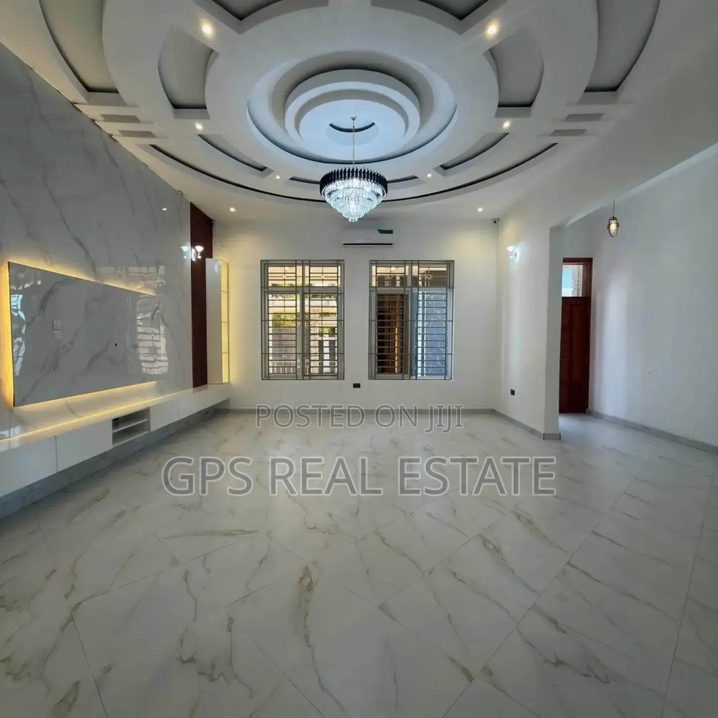 8bdrm House in Goba Center, Kinondoni for sale