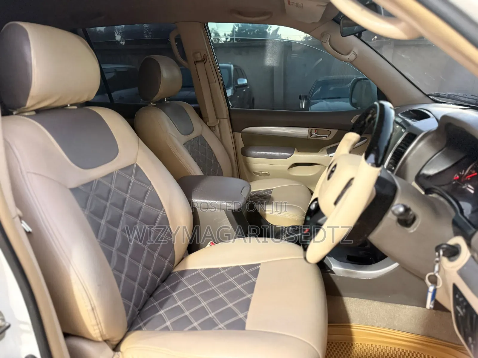 Toyota Land Cruiser Prado 2005 White
