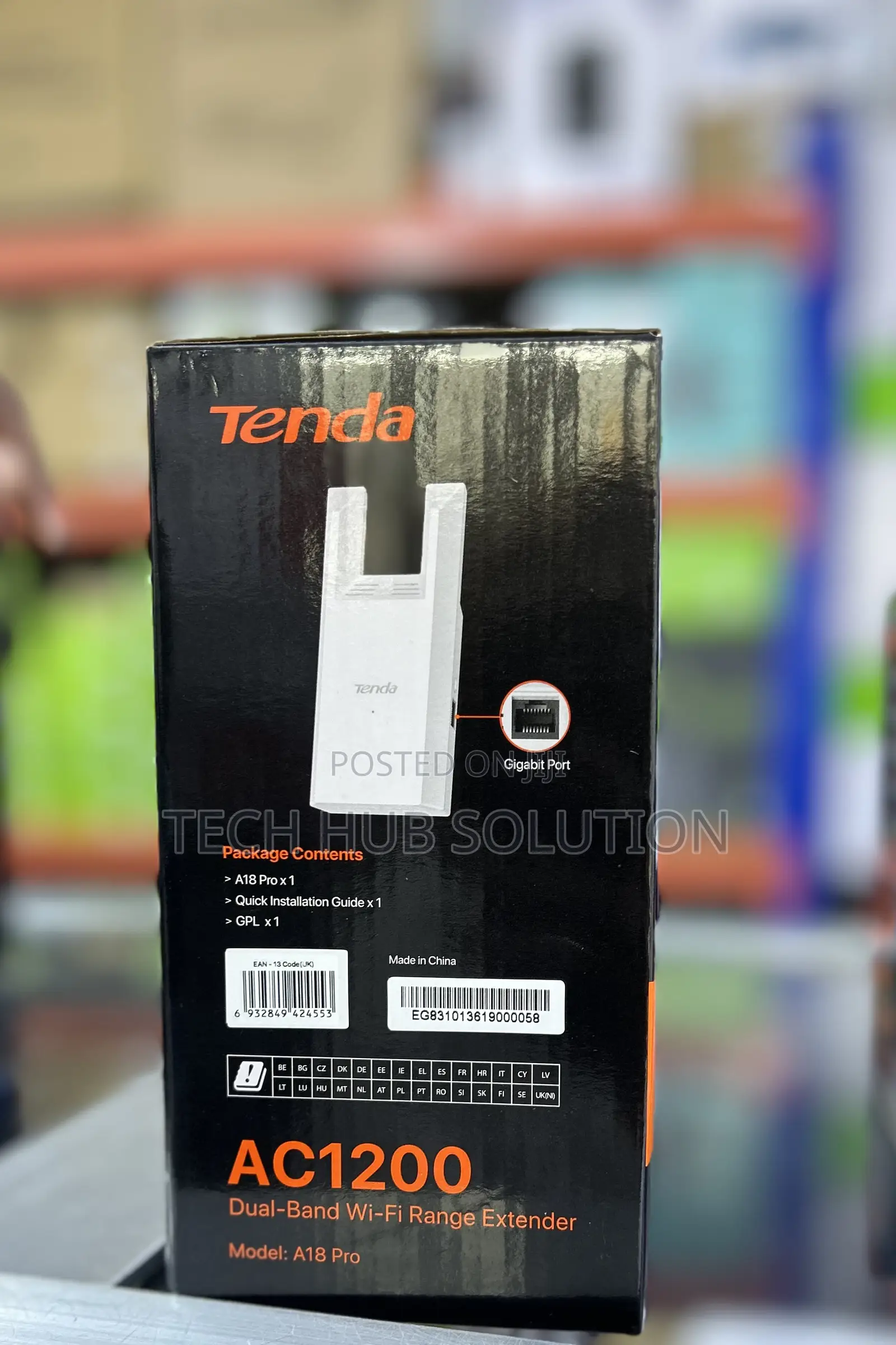 Tenda AC1200 WiFi Range Extender