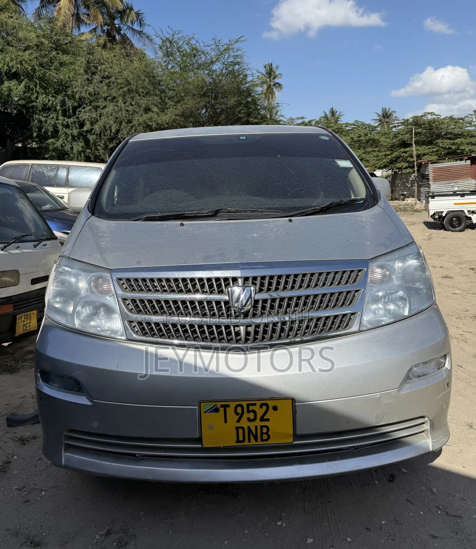 Toyota Alphard 2005 Silver