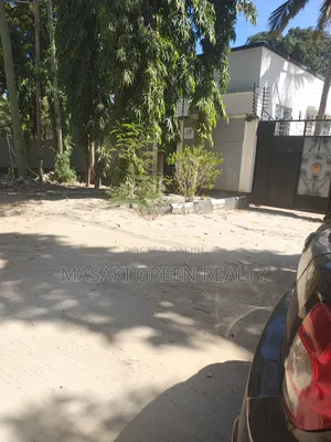 3bdrm House in Nyalali Rd, Msasani for sale