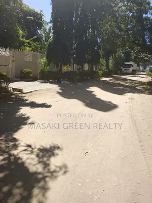 3bdrm House in Nyalali Rd, Msasani for sale