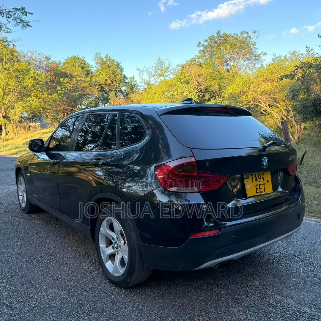 BMW X1 2011 Black