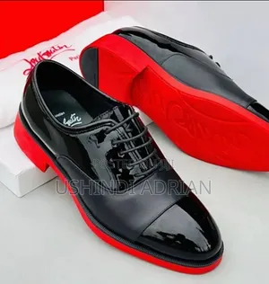 Viatu Vipya—christian Louboutin