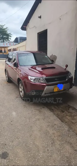 Subaru Forester 2010 Red