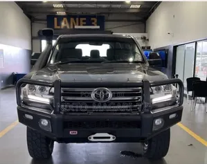 Toyota Land Cruiser 2019 Gray