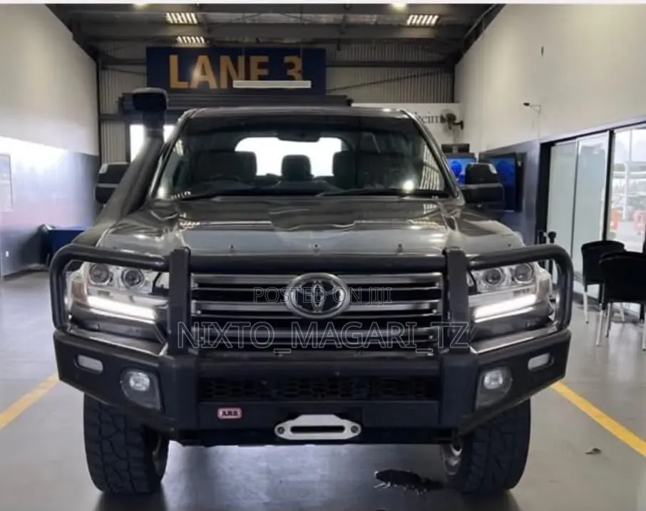 Toyota Land Cruiser 2019 Gray