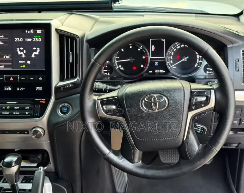 Toyota Land Cruiser 2019 Gray
