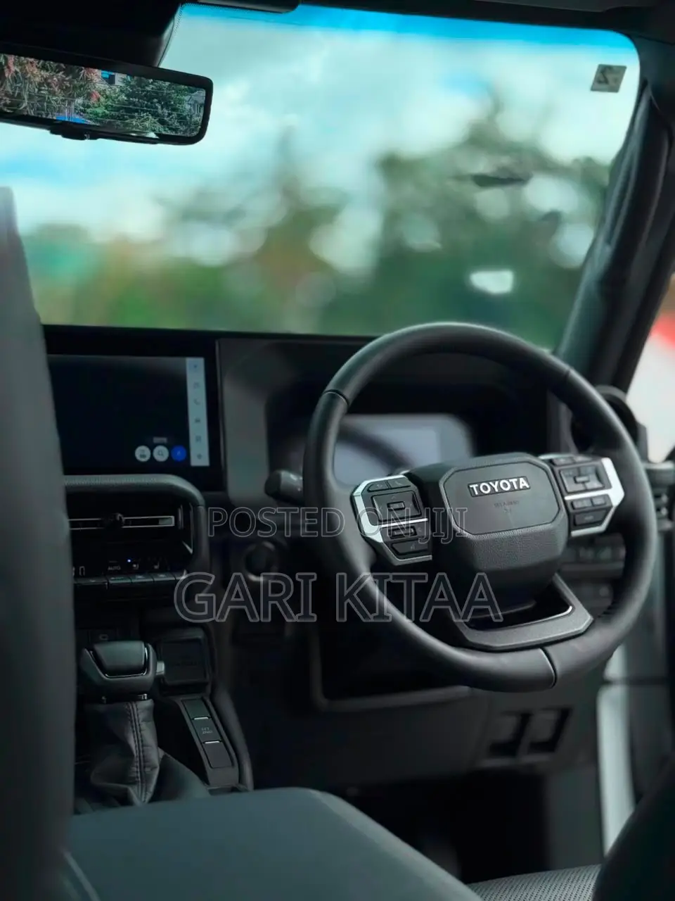 Toyota Land Cruiser 2025 White