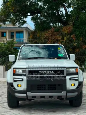 Toyota Land Cruiser 2025 White