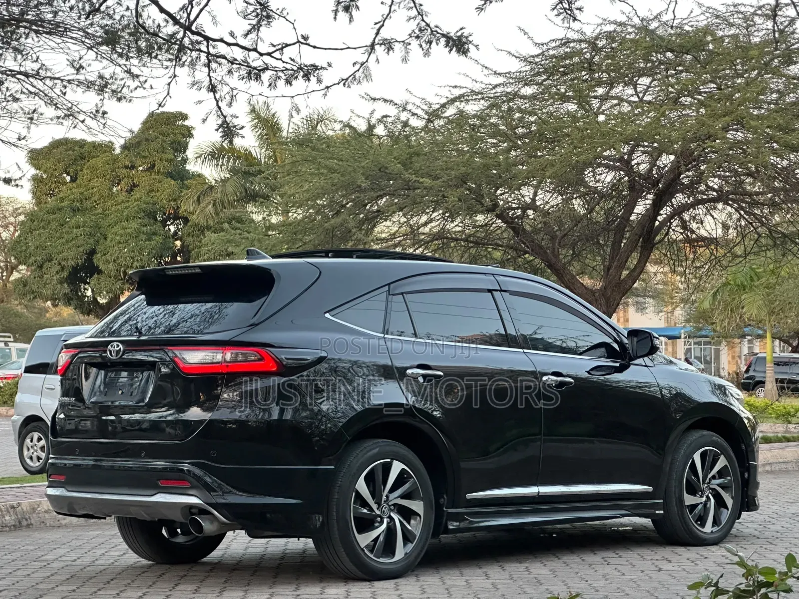 Toyota Harrier 2017 Black