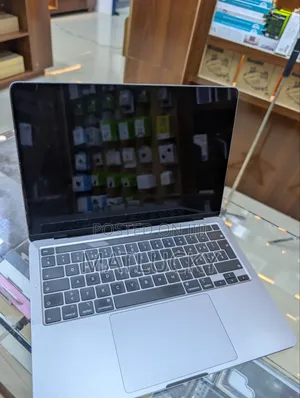 Laptop Apple MacBook 2020 16GB Intel Core i7 SSD 512GB