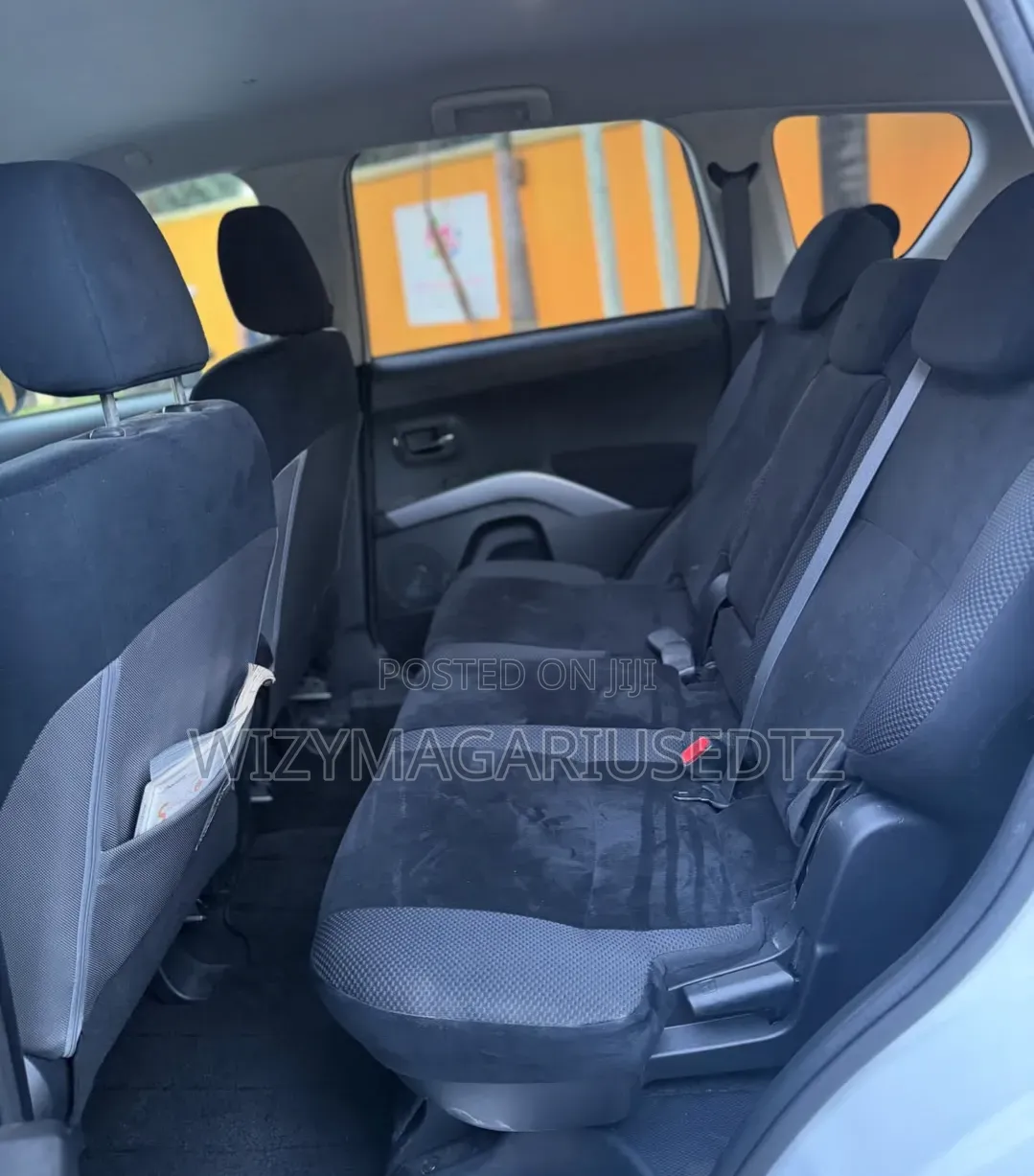 Mitsubishi Outlander 2010 White