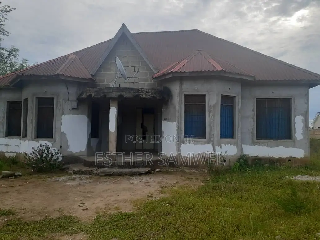 5bdrm House in Tangasisi for sale