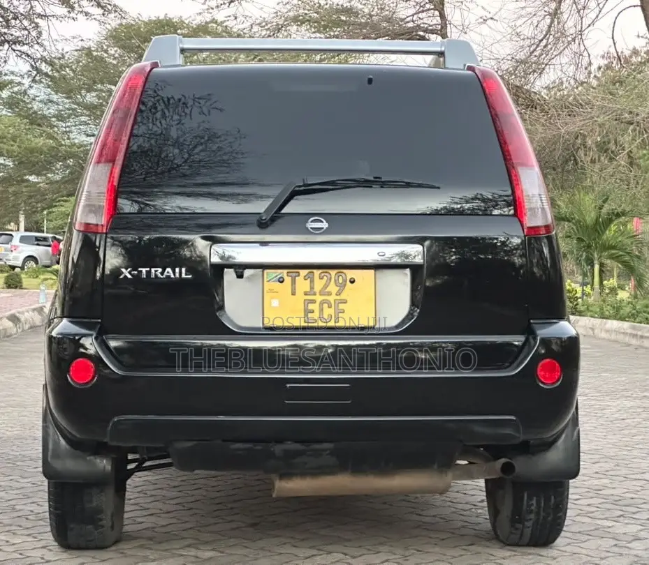 Nissan X-Trail 2006 Black