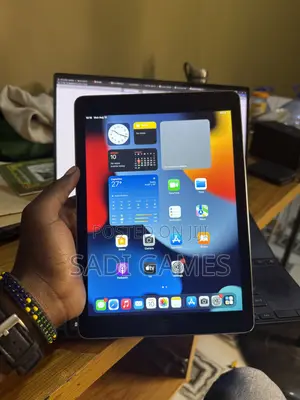 Apple iPad Air 2 16 GB Black