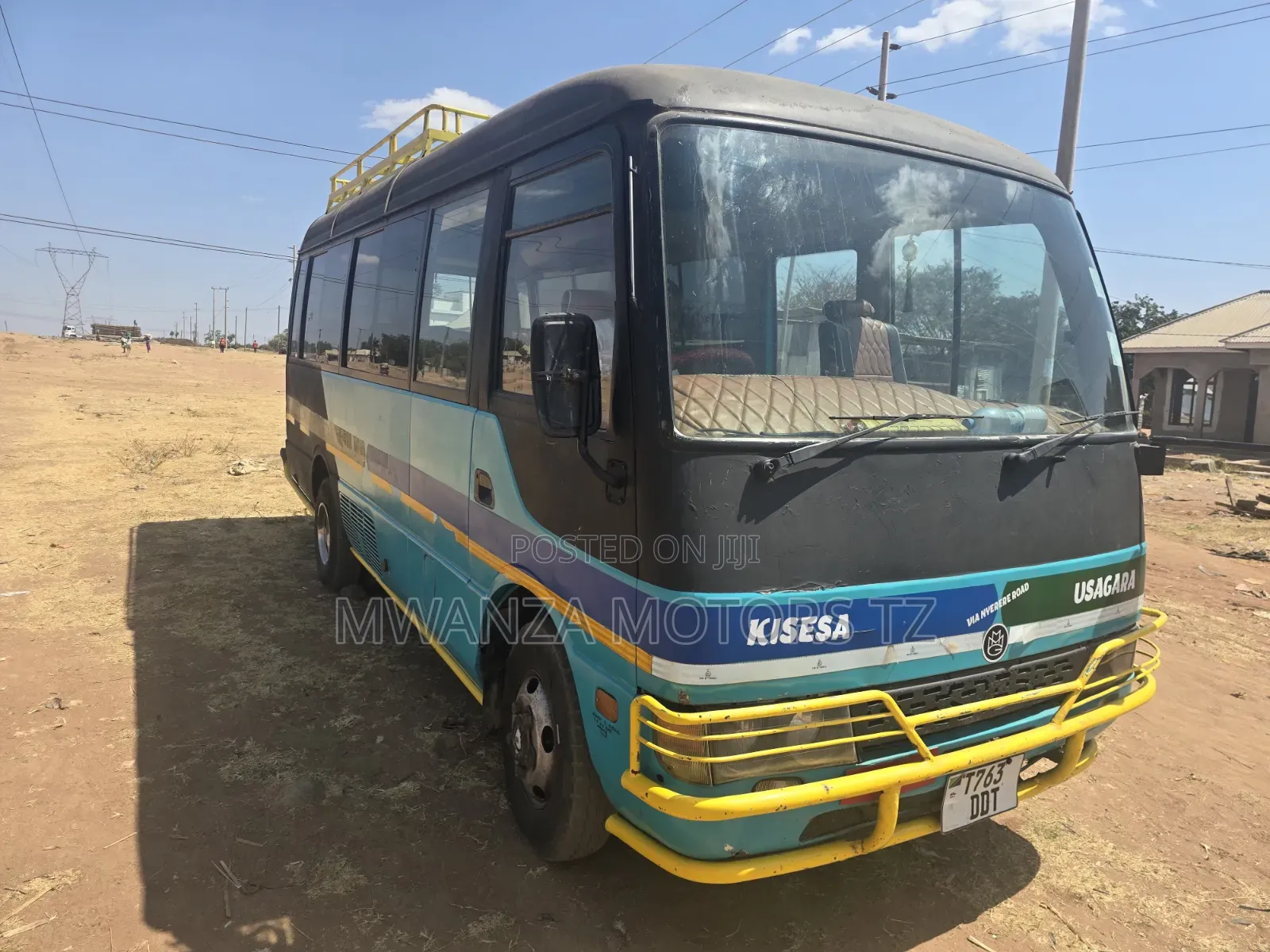 Mitsubishi Fuso Rosa 2000 Blue