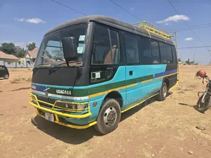 Mitsubishi Fuso Rosa 2000 Blue