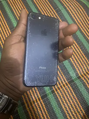Apple iPhone 7 32 GB Black