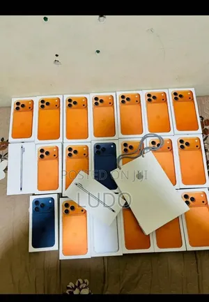 New Apple iPhone 17 Pro Max 256 GB Orange