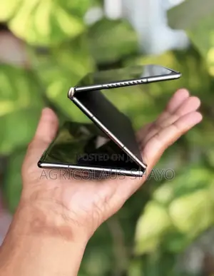 New Huawei Mate XT Ultimate Design 512 GB Black