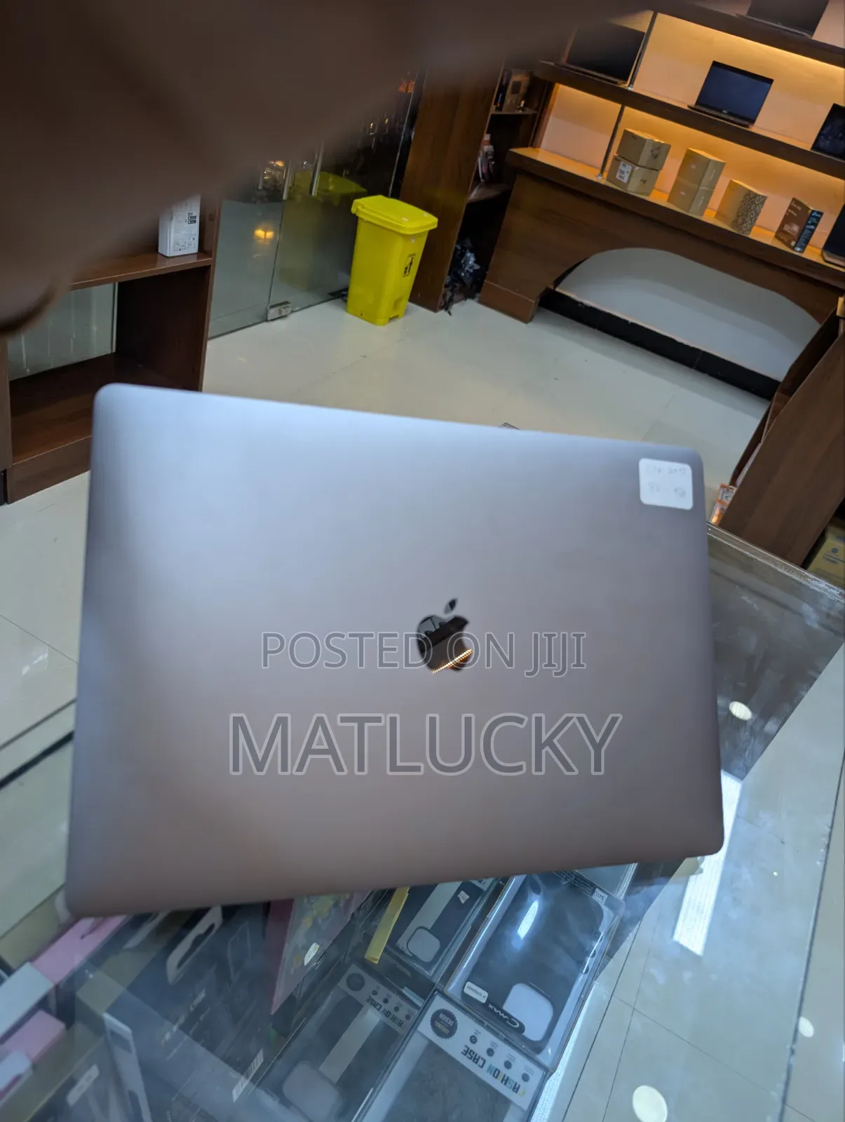 Laptop Apple MacBook 2019 32GB Intel Core i7 SSD 1T