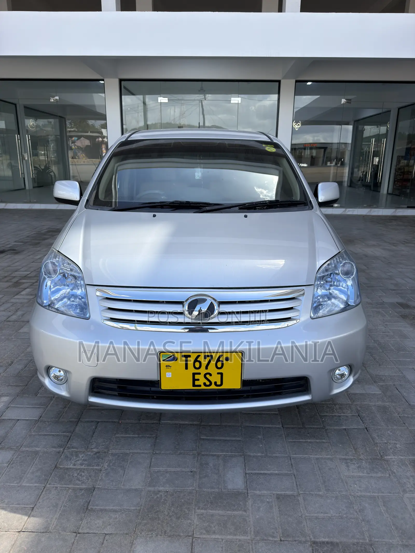 Toyota Raum 1.5 FWD 2007 Silver