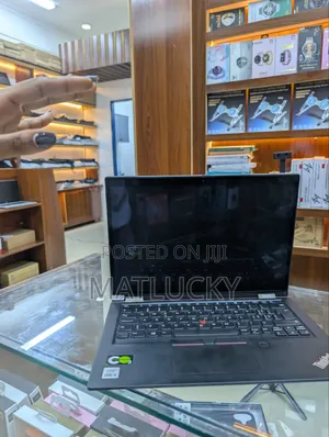 Laptop Lenovo ThinkPad x13 Yoga 8GB Intel Core i5 SSD 256GB