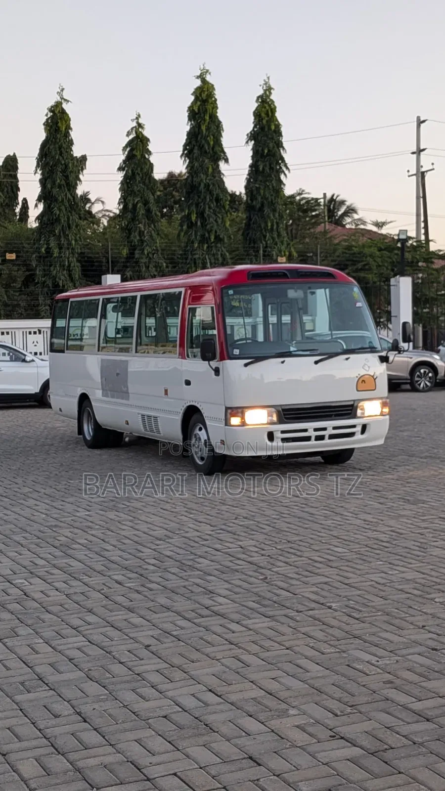 Toyota Coaster 2007 Red