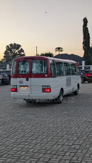 Toyota Coaster 2007 Red