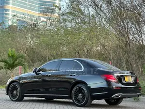 Mercedes-Benz E400 2016 Black