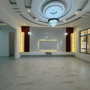 8bdrm House in Goba Centre for sale