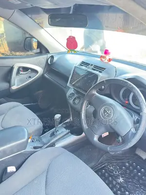 Toyota RAV4 2006 White