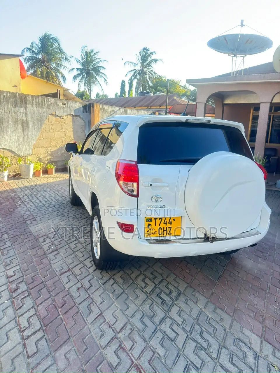 Toyota RAV4 2006 White