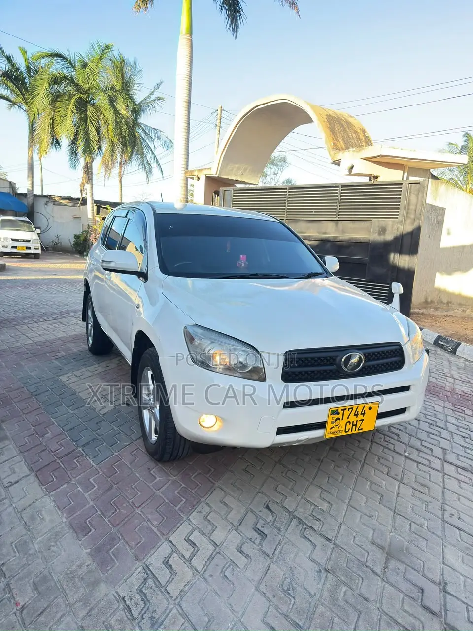 Toyota RAV4 2006 White