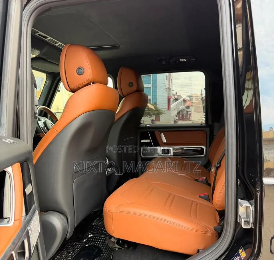 Mercedes-Benz G-Class 2023 Black